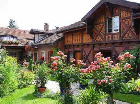 Hotel Zur Krone Auggen Bagian luar foto
